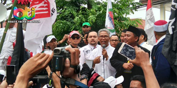 sidang-perdana-buni-yani-dapat-dua-pelanggaran-pasal