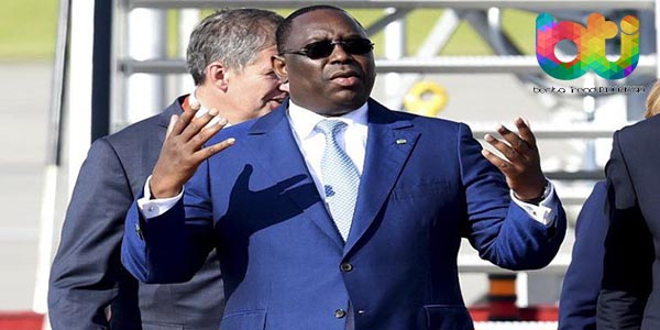 Diduga Telah Menghina Presiden, Seorang Penyanyi Populer Senegal Harus Berurusan Dengan Polisi.