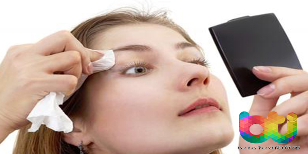 Tanpa Disadari Kesalahan Terbesar Yang Anda Lakukan Pada Saat Membersihkan Makeup