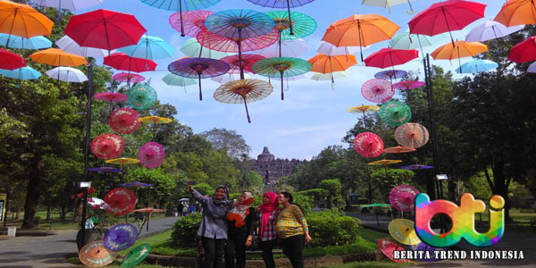 Menteri BUMN Mengungkapkan Harus Lebih Banyak Paket Wisata Domestik Di Indonesia