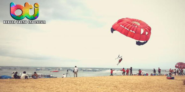 Tanjung Benoa Merupakan Salah Satu Wisata Favorit Yang Saati Ini Banyak Dikunjungi