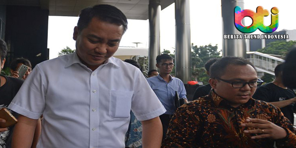 Fayakhun Diperiksa Oleh Kpk Menjadi Tersangka Terkait Kasus Suap