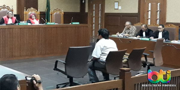 Setelah Kecelakaan, Novanto Langsung Dibawa Pergi!