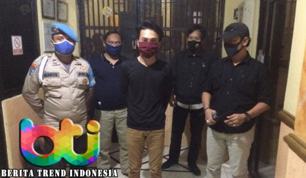 Disiksa Suami Perkara Masak Ikan Asin