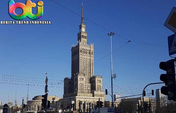 Polandia Lockdown Tiga Minggu saat Tahun Baru