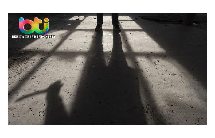 Seorang pria bersenjatakan pisau mengamuk di kota Kaiyuan, Provinsi Liaoning, China menewaskan tujuh orang dan melukai tujuh lainnya.