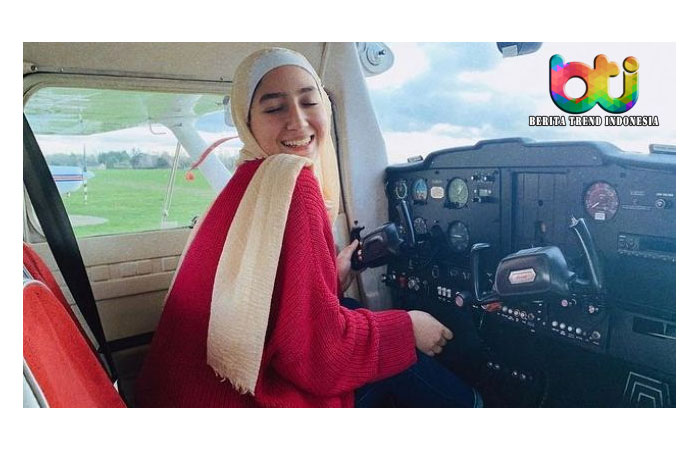 Profil Maya Ghazal, Pilot Perempuan dari Pengungsi Suriah
